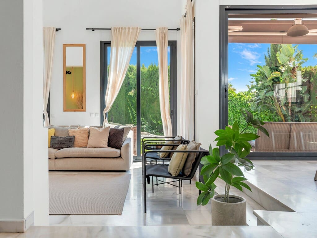 6 chambre Villa/Maison à vendre à Nueva Andalucia avec piscine garage - 1 400 000 € (Ref: 9857514)