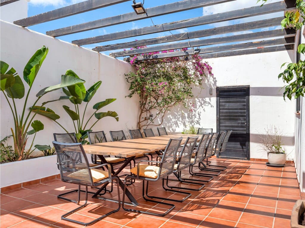 6 chambre Villa/Maison à vendre à Nueva Andalucia avec piscine garage - 1 400 000 € (Ref: 9857514)