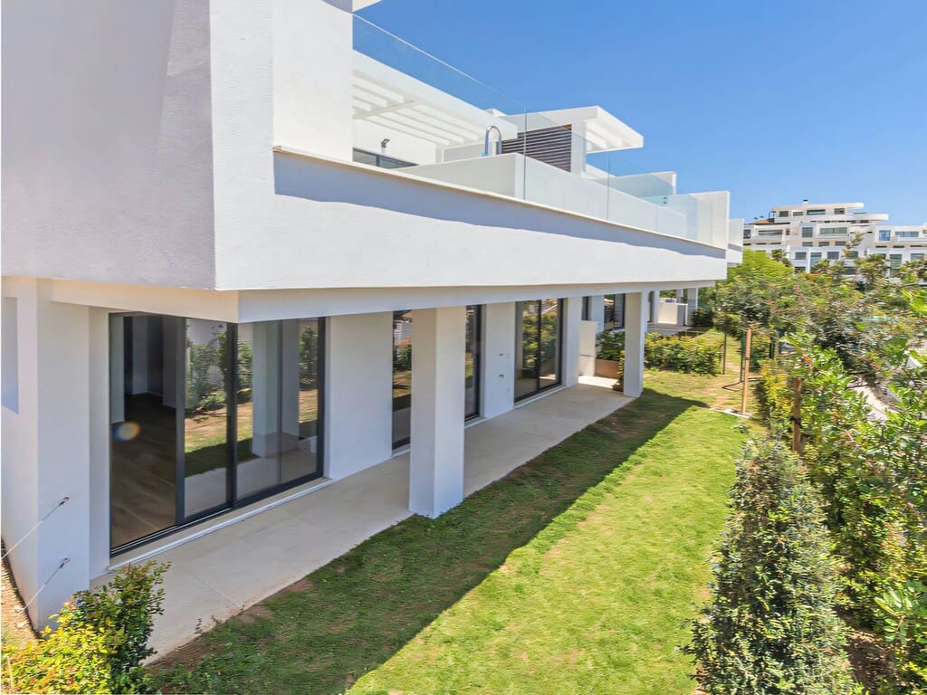 5 soverom Villa til salgs i Benalmadena med svømmebasseng garasje - € 1 850 000 (Ref: 9859614)