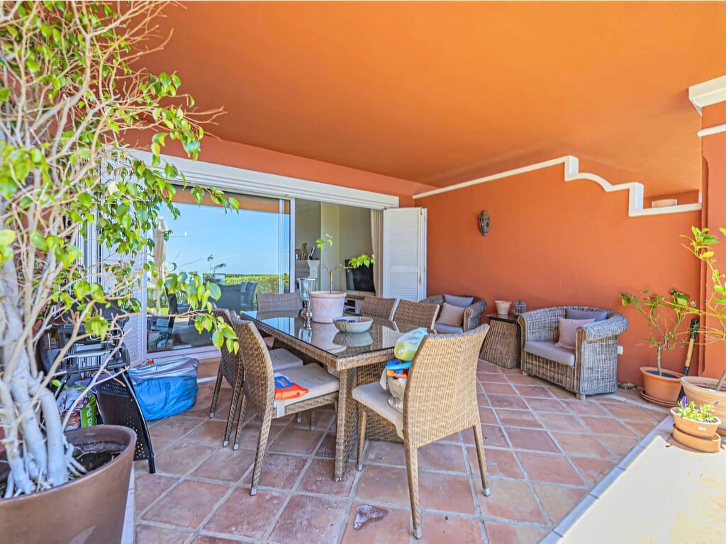 Apartamento de 3 habitaciones en La Mairena en venta con piscina garaje - 895.000 € (Ref: 9861615)