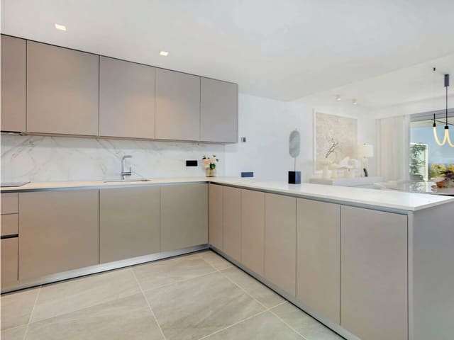 4 soveværelse Byhus til salg i New Golden Mile, Estepona med swimmingpool garage - € 1.395.000 (Ref: 9866684)