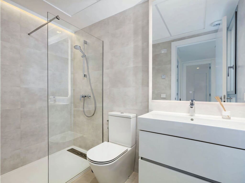 4 soveværelse Byhus til salg i New Golden Mile med swimmingpool garage - € 1.395.000 (Ref: 9866684)