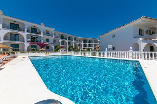 2 bedroom Penthouse for rent in Mijas Costa, Mijas with pool - € 1,200 (Ref: 9871627)