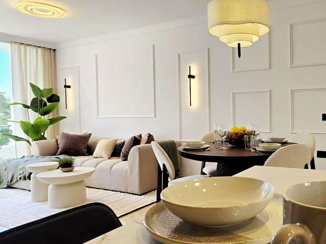 Apartamento de 3 habitaciones en La Quinta, Benahavís en venta con piscina garaje - 589.000 € (Ref: 9871628)