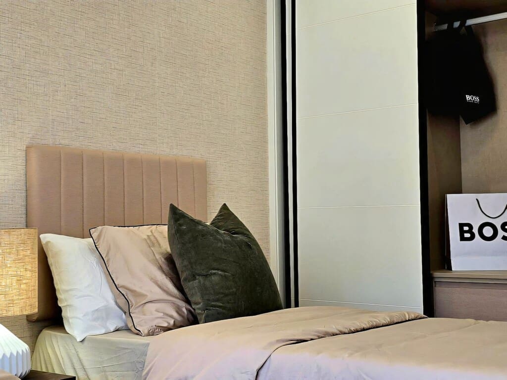 Apartamento de 3 habitaciones en La Quinta en venta con piscina garaje - 589.000 € (Ref: 9871628)