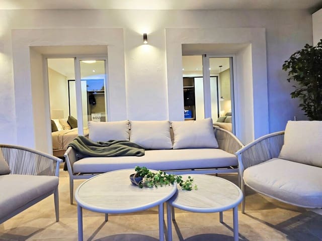 Apartamento de 3 habitaciones en La Quinta, Benahavís en venta con piscina garaje - 589.000 € (Ref: 9871628)
