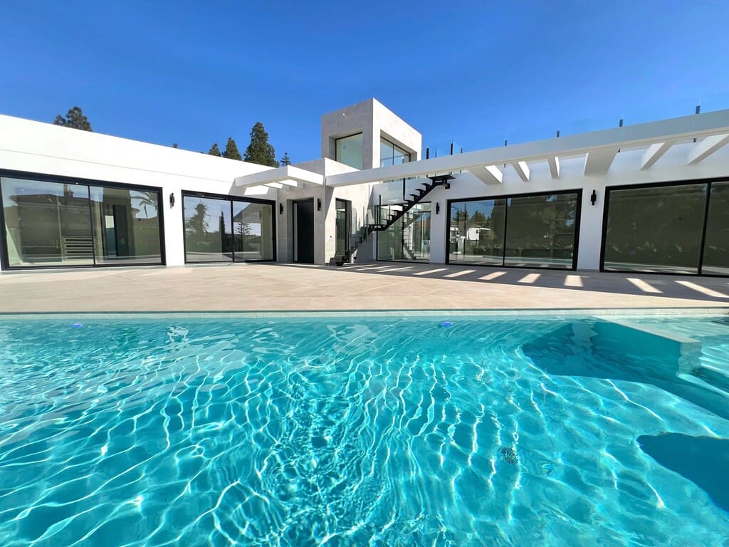3 camera da letto Villa in vendita in Mijas Costa con piscina garage - 2.548.000 € (Rif: 9871630)