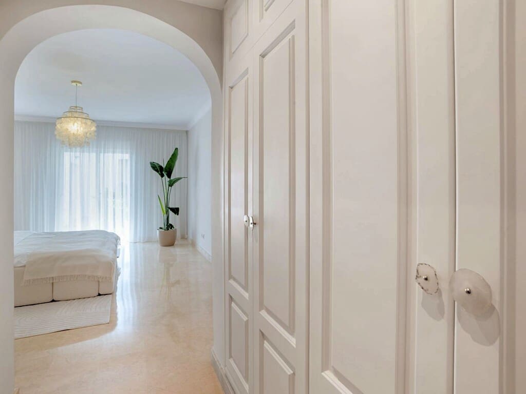 3 bedroom Apartment for sale in Golden Mile with pool garage - € 995,000 (Ref: 9873049)