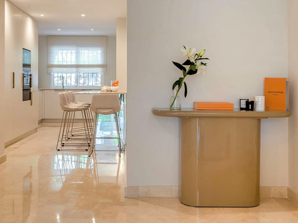3 bedroom Apartment for sale in Golden Mile with pool garage - € 995,000 (Ref: 9873049)
