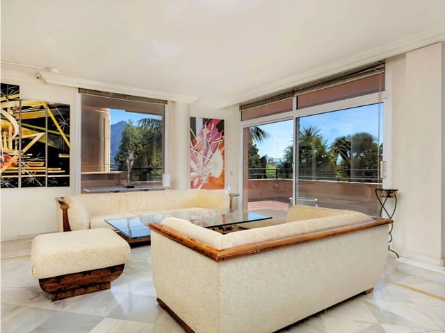 3 bedroom Apartment for sale in Nueva Andalucia, Marbella with pool garage - € 1,775,000 (Ref: 9873050)
