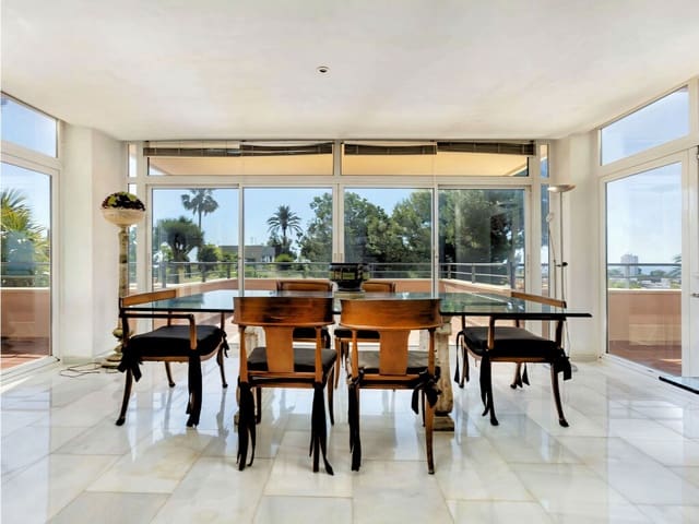 3 bedroom Apartment for sale in Nueva Andalucia, Marbella with pool garage - € 1,775,000 (Ref: 9873050)