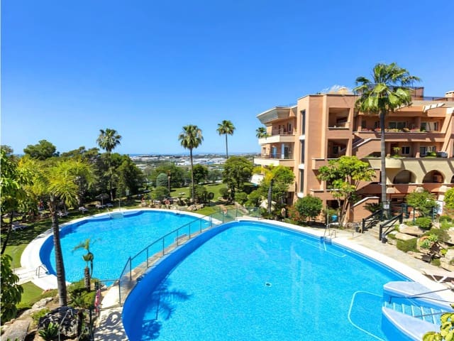 3 bedroom Apartment for sale in Nueva Andalucia, Marbella with pool garage - € 1,775,000 (Ref: 9873050)