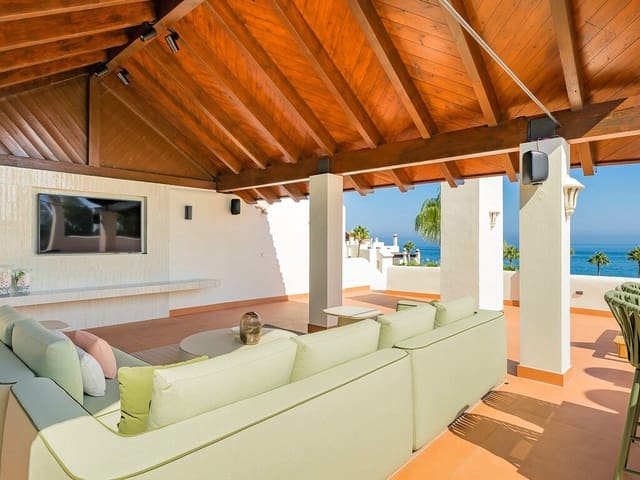 3 makuuhuone Kattohuoneisto myytävänä paikassa Estepona mukana uima-altaan 
autotalli - 2 995 000 € (Ref: 9878106)