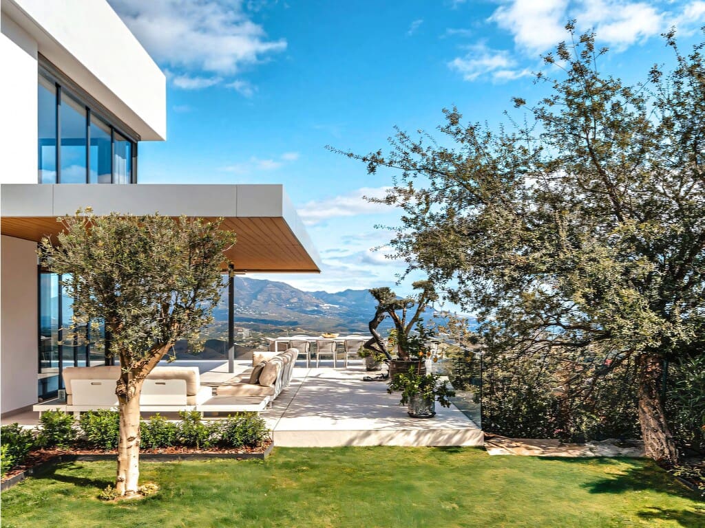 6 slaapkamer Villa te koop in La Mairena met zwembad garage - € 3.850.000 (Ref: 9884194)