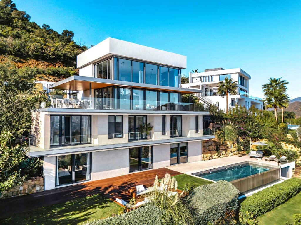6 slaapkamer Villa te koop in La Mairena met zwembad garage - € 3.850.000 (Ref: 9884194)