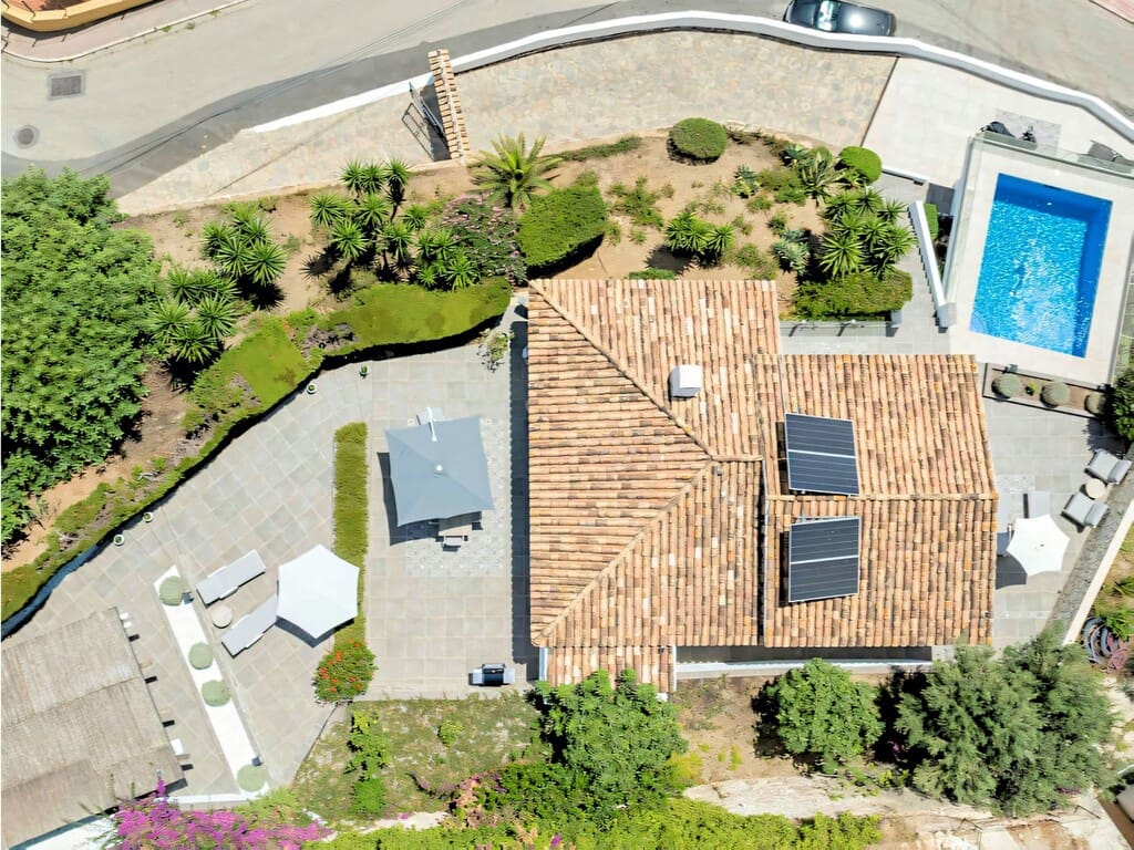 3 sovrum Villa till salu i Fuengirola med pool garage - 1 175 000 € (Ref: 9888696)