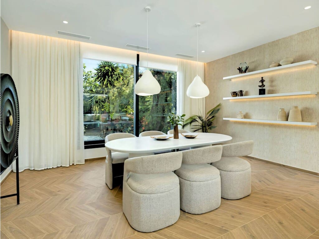 Chalet de 5 habitaciones en Nueva Andalucia en venta con piscina garaje - 3.950.000 € (Ref: 9891805)