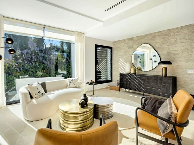 Chalet de 5 habitaciones en Nueva Andalucia, Marbella en venta con piscina garaje - 3.950.000 € (Ref: 9891805)
