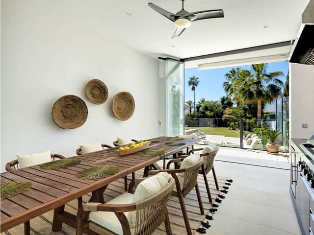 Chalet de 5 habitaciones en Nueva Andalucia, Marbella en venta con piscina garaje - 3.950.000 € (Ref: 9891805)