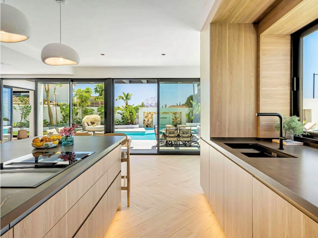 6 soverom Villa til salgs i Bel-Air med svømmebasseng garasje - € 3 495 000 (Ref: 9891806)