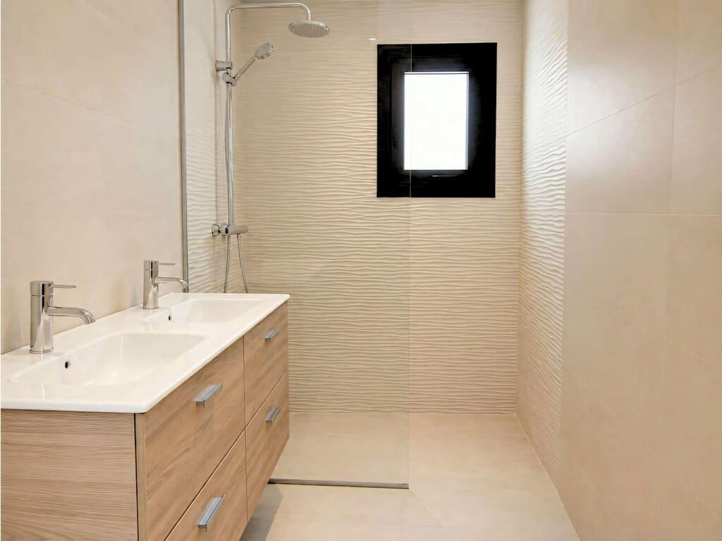 4 sypialnia Willa na sprzedaż w Fuengirola z basenem garażem - 1 475 000 € (Ref: 9891808)