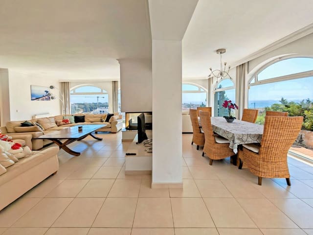 4 chambre Villa/Maison à vendre à Mijas Costa, Mijas avec piscine garage - 1 195 000 € (Ref: 9896270)