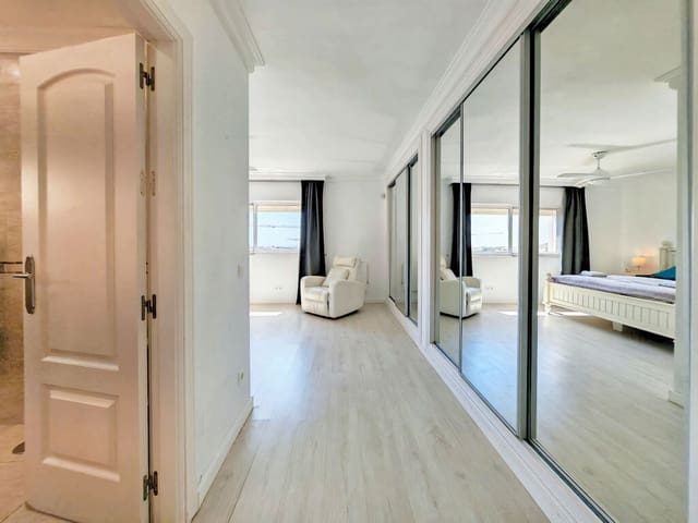 4 chambre Villa/Maison à vendre à Mijas Costa, Mijas avec piscine garage - 1 195 000 € (Ref: 9896270)