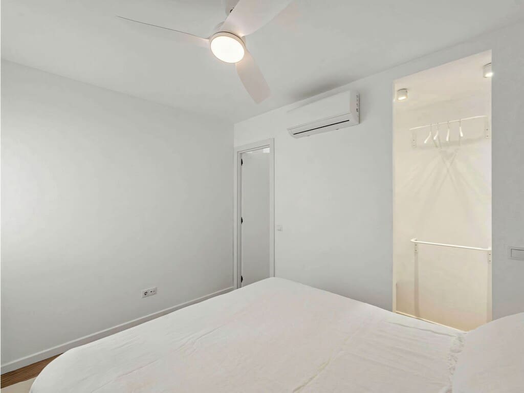 2 chambre Penthouse à vendre à Nueva Andalucia avec piscine - 489 000 € (Ref: 9899123)