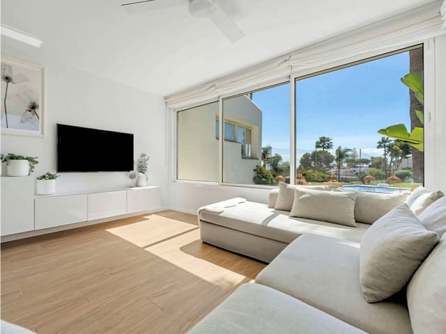2 sovrum Takvåning till salu i Nueva Andalucia, Marbella med pool - 489 000 € (Ref: 9899123)