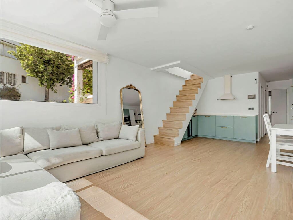 2 chambre Penthouse à vendre à Nueva Andalucia avec piscine - 489 000 € (Ref: 9899123)