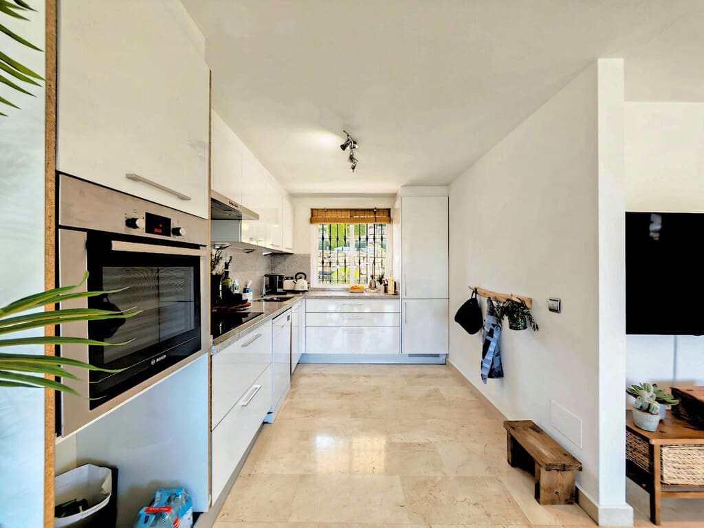 2 sovrum Takvåning till salu i La Quinta med pool garage - 685 000 € (Ref: 9899124)