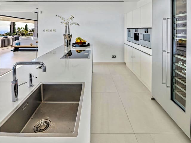 6 Zimmer Villa zu verkaufen in Los Flamingos, Benahavís mit Pool Garage - 4.900.000 € (Ref: 9900317)