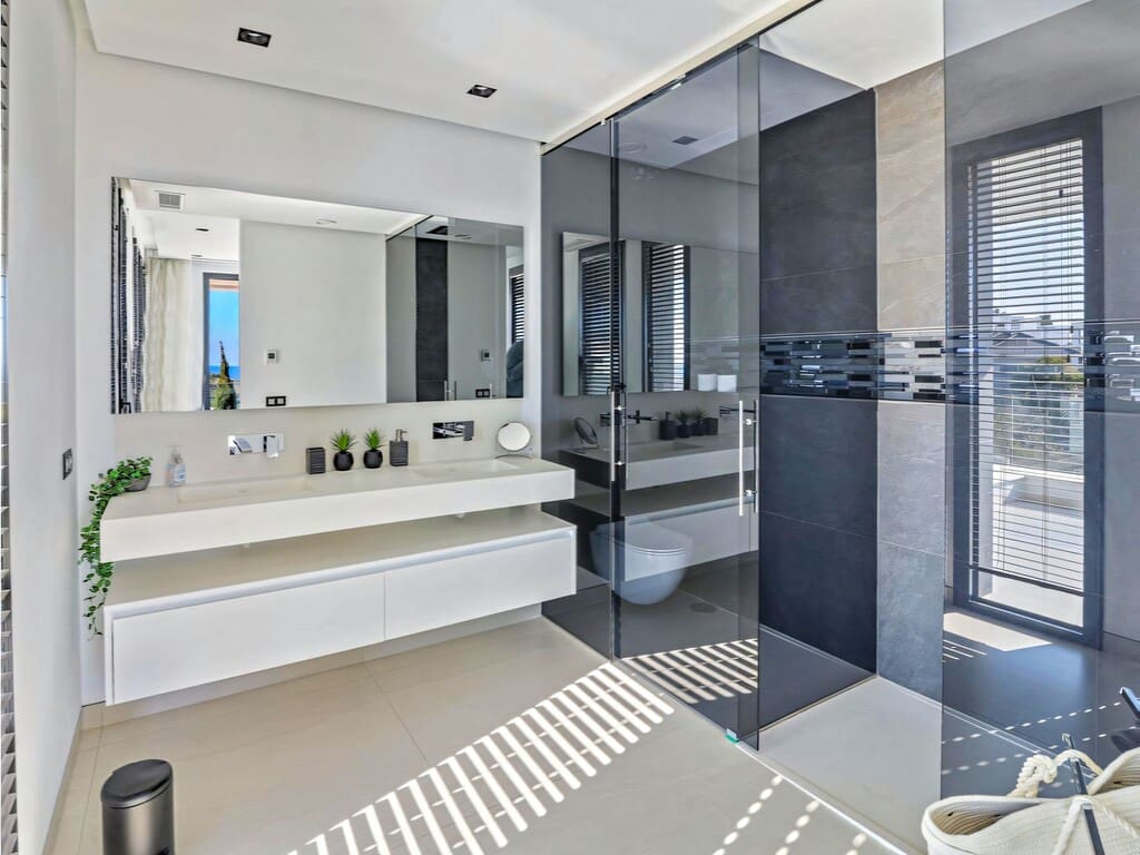 6 Zimmer Villa zu verkaufen in Los Flamingos mit Pool Garage - 4.900.000 € (Ref: 9900317)