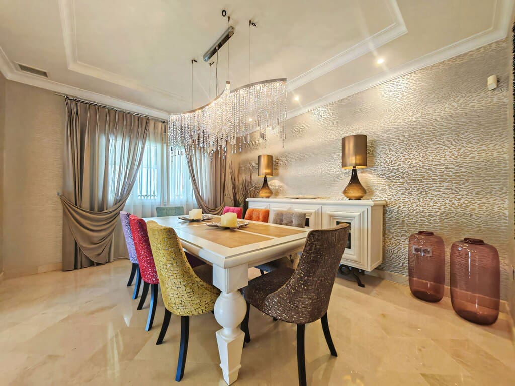 4 Zimmer Villa zu verkaufen in Elviria mit Pool Garage - 2.250.000 € (Ref: 9900991)