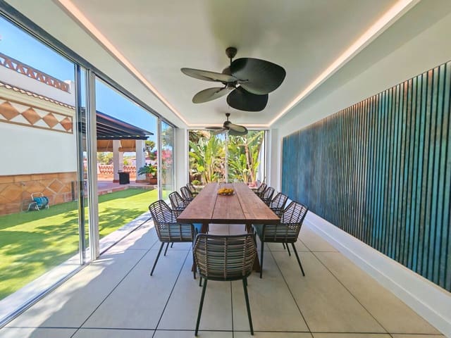 4 Zimmer Villa zu verkaufen in Elviria, Marbella mit Pool Garage - 2.250.000 € (Ref: 9900991)