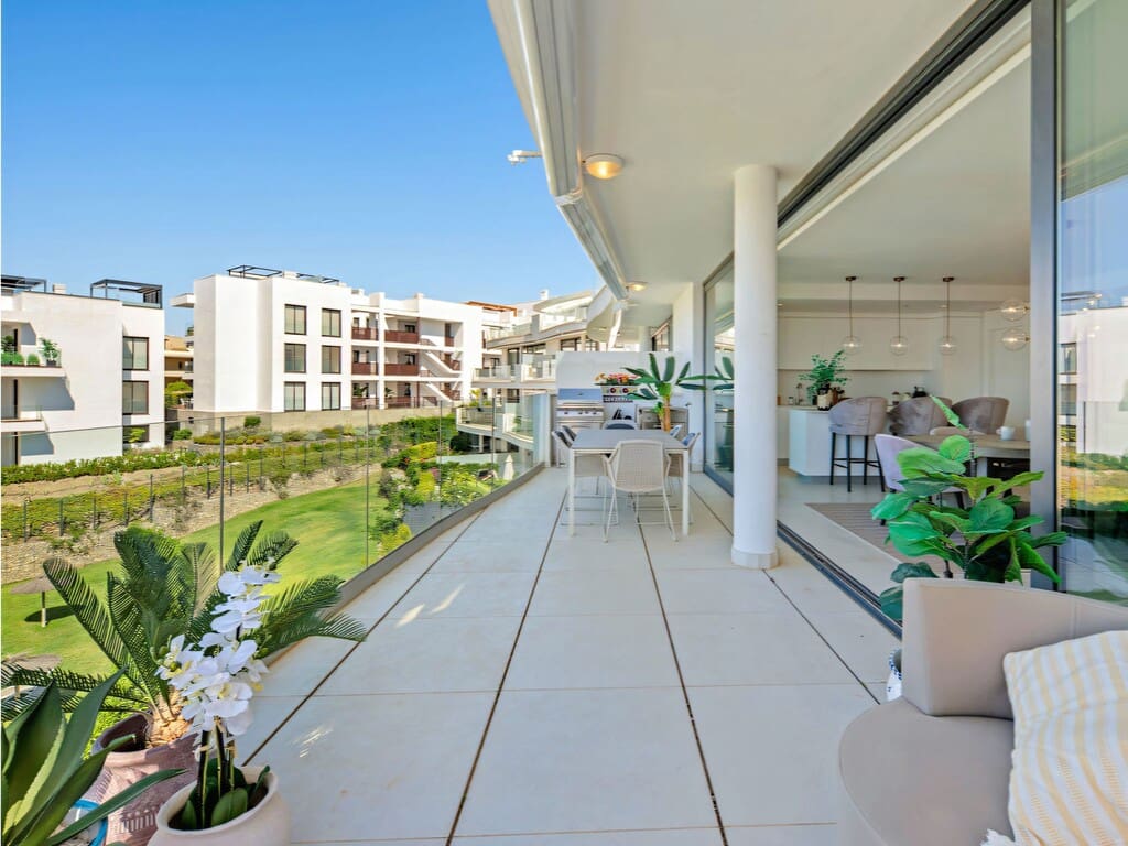 3 sypialnia Apartament na sprzedaż w Fuengirola z basenem garażem - 690 000 € (Ref: 9907493)