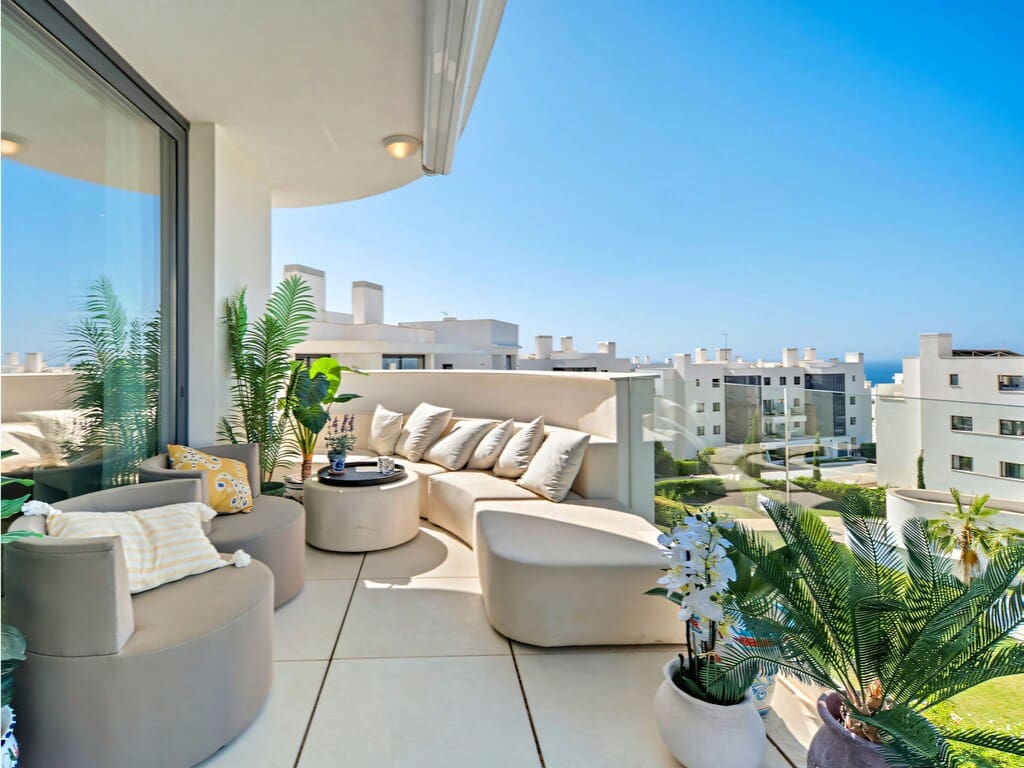 3 sypialnia Apartament na sprzedaż w Fuengirola z basenem garażem - 690 000 € (Ref: 9907493)