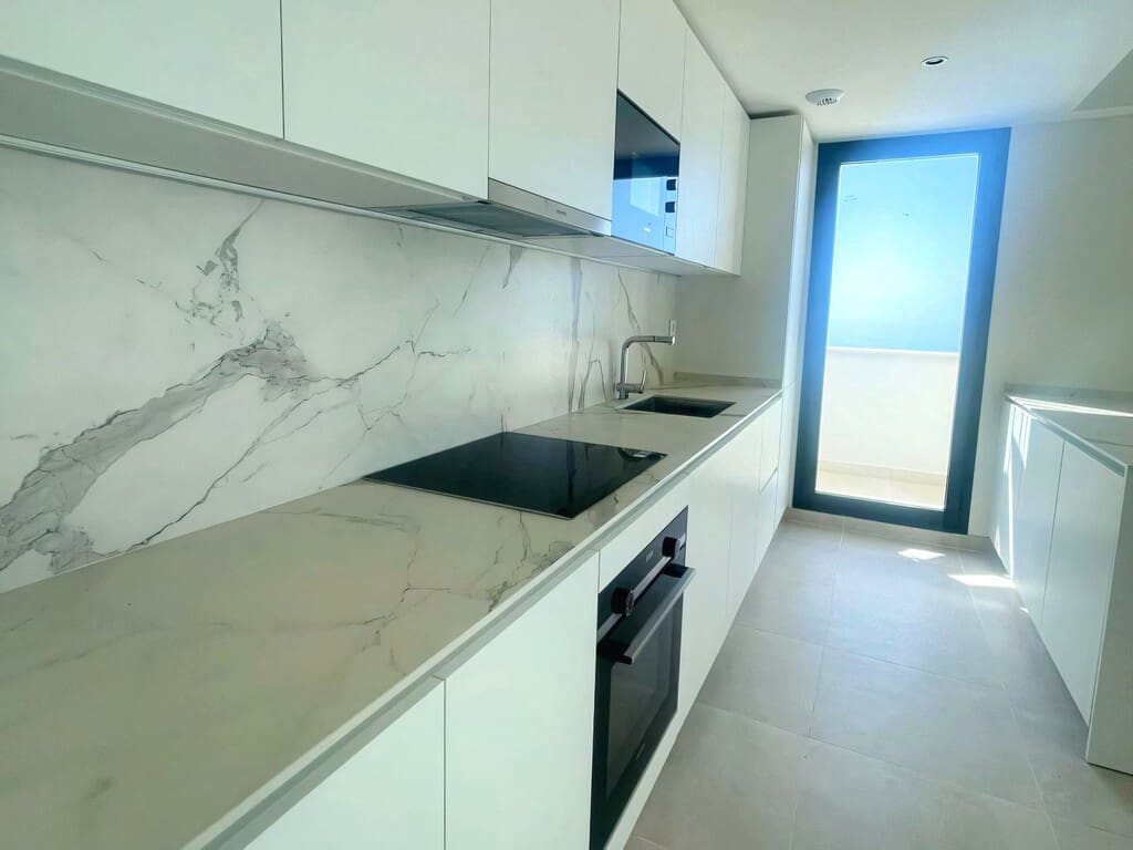 3 soveværelse Penthouse til salg i Benalmadena med swimmingpool garage - € 750.000 (Ref: 9910092)