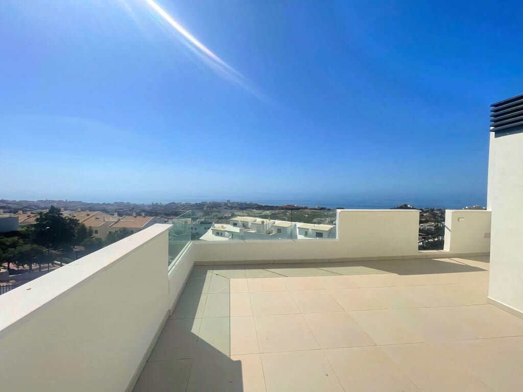 3 soveværelse Penthouse til salg i Benalmadena med swimmingpool garage - € 750.000 (Ref: 9910092)