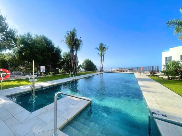 3 soveværelse Penthouse til salg i Benalmádena med swimmingpool garage - € 750.000 (Ref: 9910092)