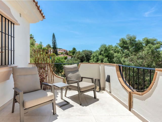 4 quarto Moradia para venda em Mijas Costa, Mijas com piscina garagem - 975 000 € (Ref: 9910093)