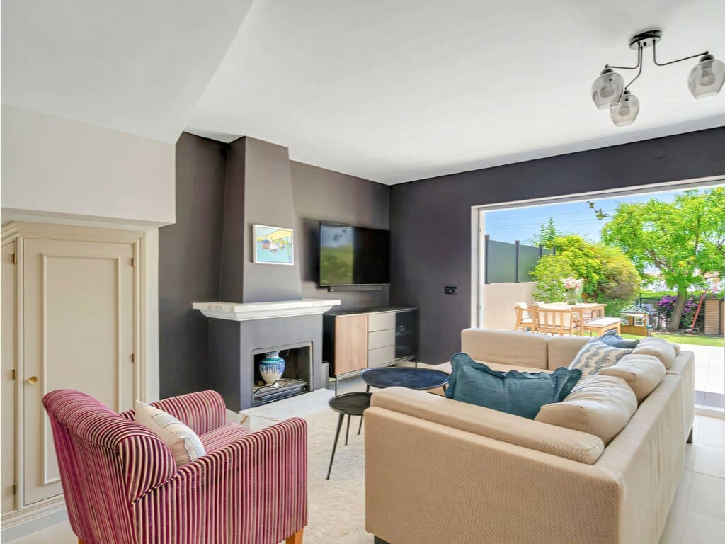 3 bedroom Townhouse for sale in New Golden Mile with pool garage - € 595,000 (Ref: 9910094)