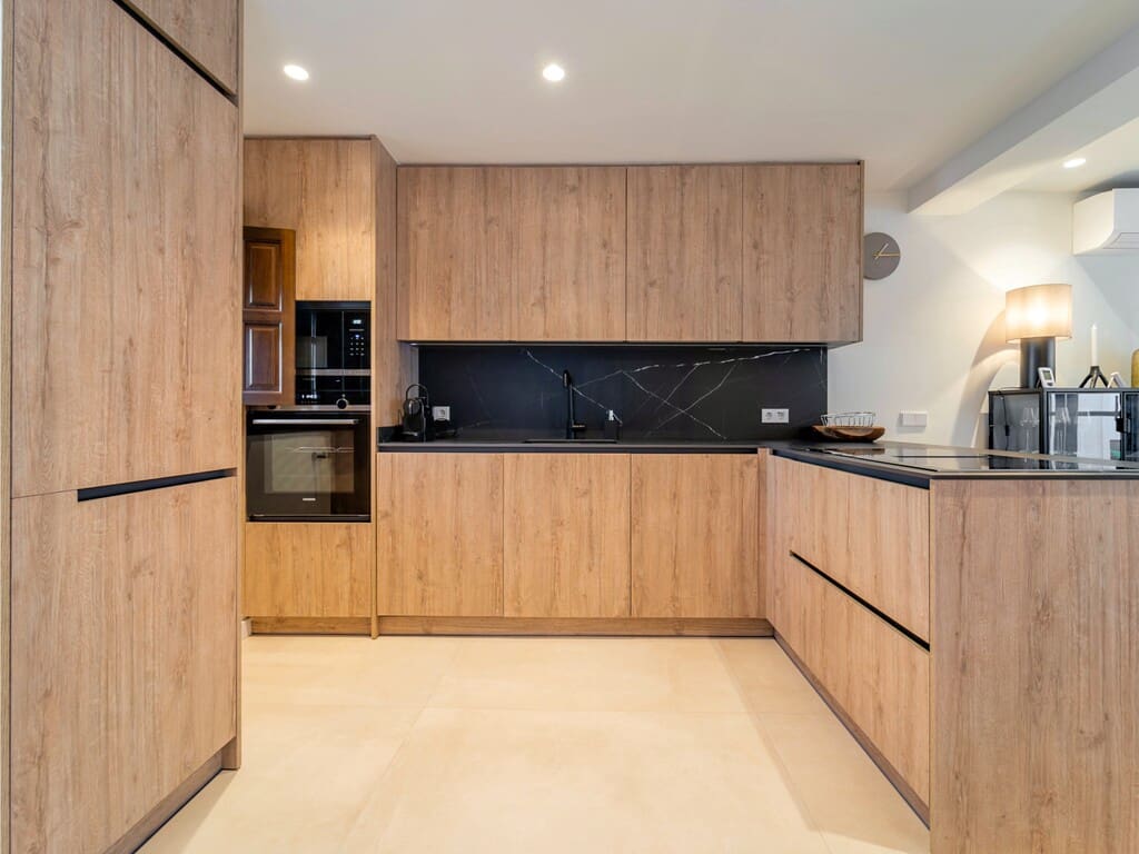 2 soverom Hus til salgs i Golden Mile med svømmebasseng - € 995 000 (Ref: 9912662)
