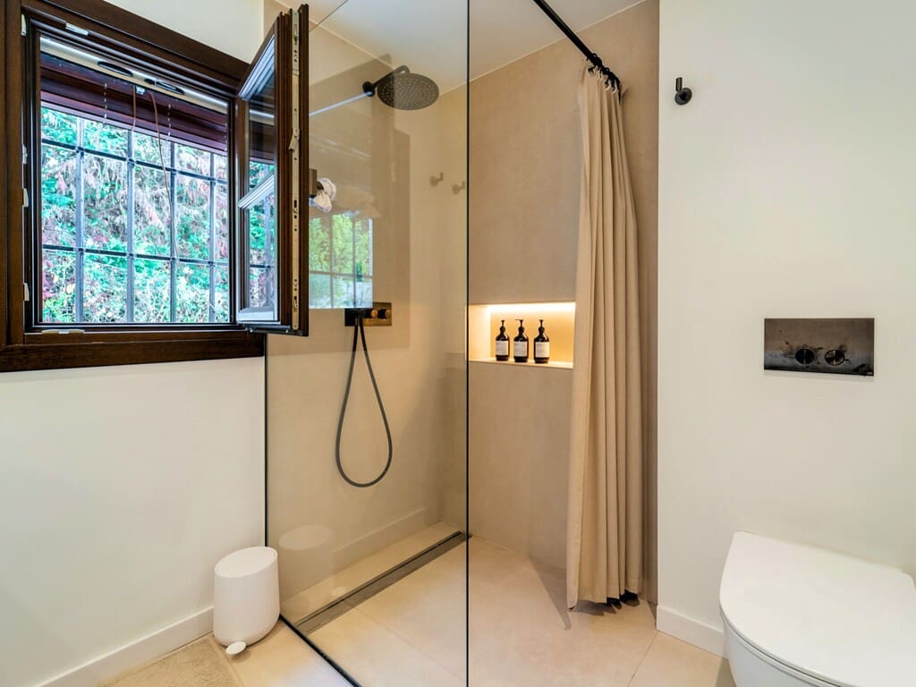 2 soverom Hus til salgs i Golden Mile med svømmebasseng - € 995 000 (Ref: 9912662)