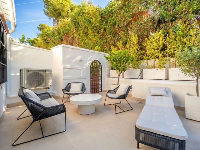 2 soverom Hus til salgs i Golden Mile, Marbella - € 995 000 (Ref: 9912662)