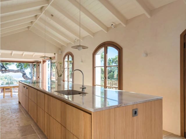 Chalet de 4 habitaciones en El Madroñal, Benahavís en venta - 6.450.000 € (Ref: 9915309)