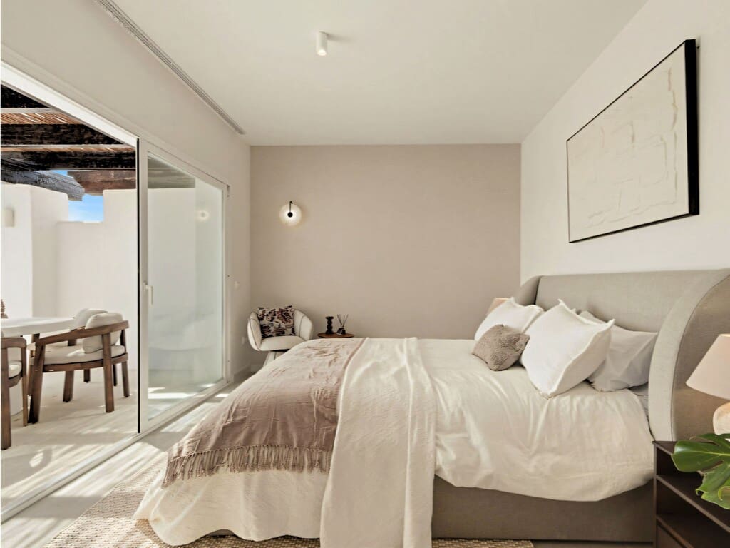 3 sypialnia Penthouse na sprzedaż w Benahavis z basenem garażem - 1 695 000 € (Ref: 9917807)