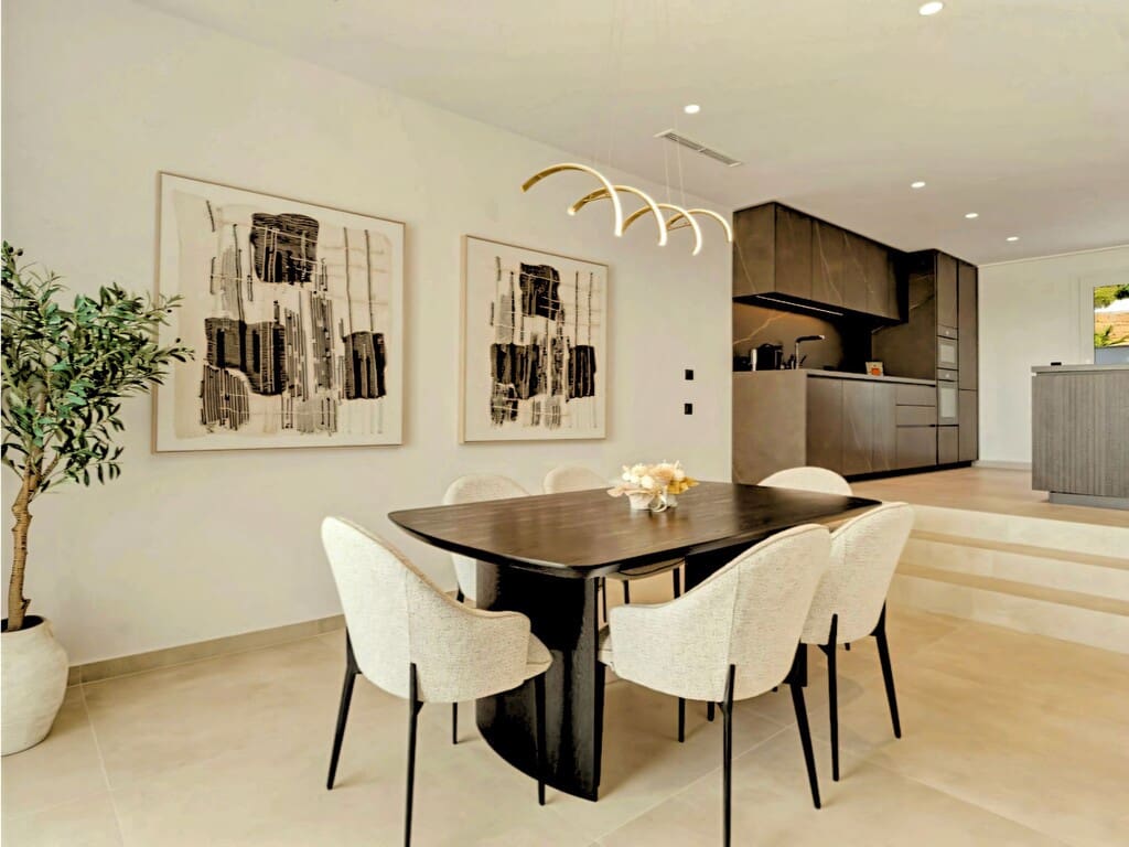 3 bedroom Townhouse for sale in La Quinta with pool garage - € 1,750,000 (Ref: 9920021)