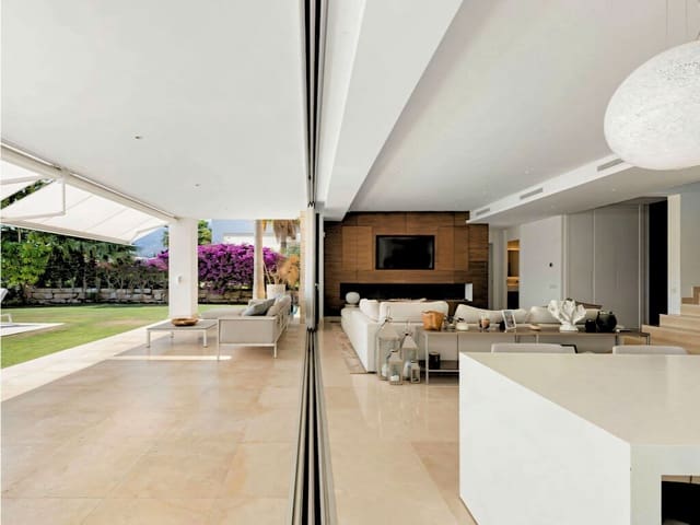 Chalet de 4 habitaciones en Río Real, Marbella en venta con piscina garaje - 2.800.000 € (Ref: 9920022)