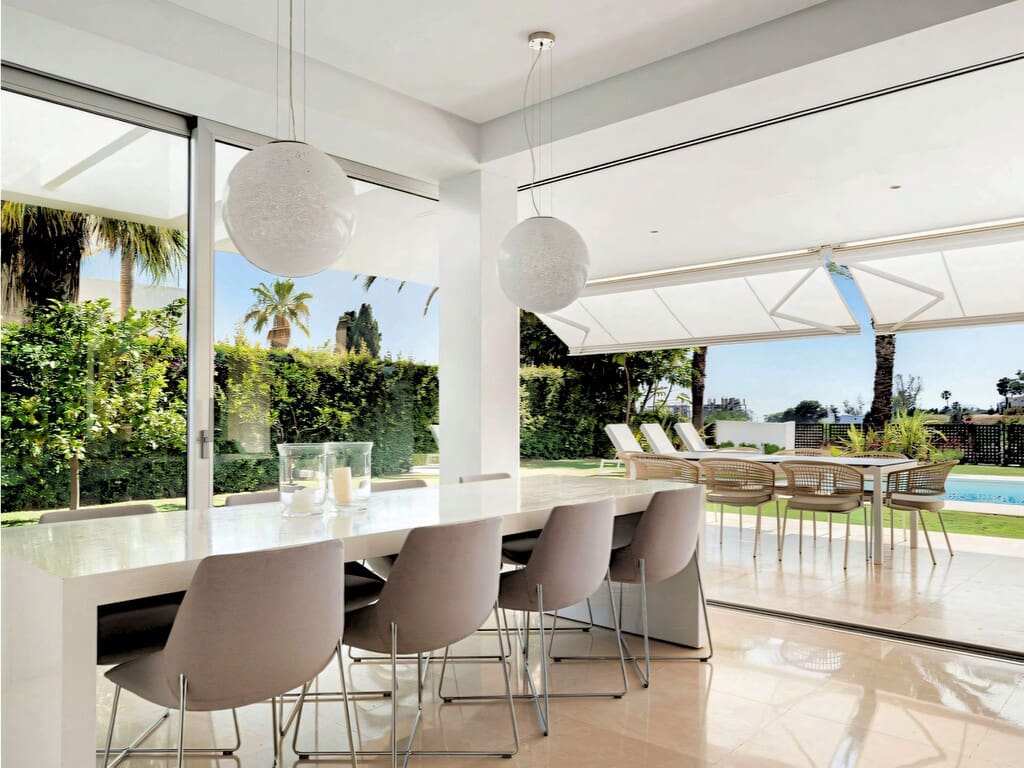 Chalet de 4 habitaciones en Río Real en venta con piscina garaje - 2.800.000 € (Ref: 9920022)